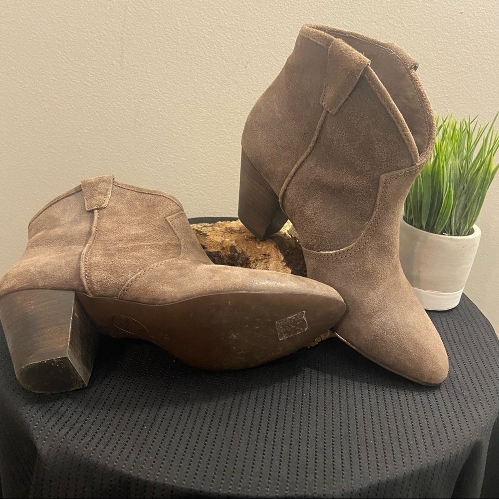 Host Pick 🎉ASH Jalouse Ankle Boots 💕 - Picture 16 of 16